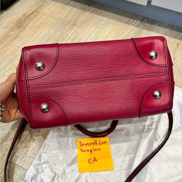 Authentic Louis Vuitton Fuchsia Epi Leather Phenix PM Bag - Picture 5 of 11